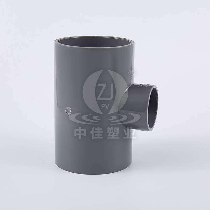 PVC-U-reducerende tee